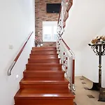 Luxury Ivana *