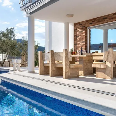 Villa Luxury Ivana *