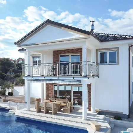 Villa Luxury Ivana *